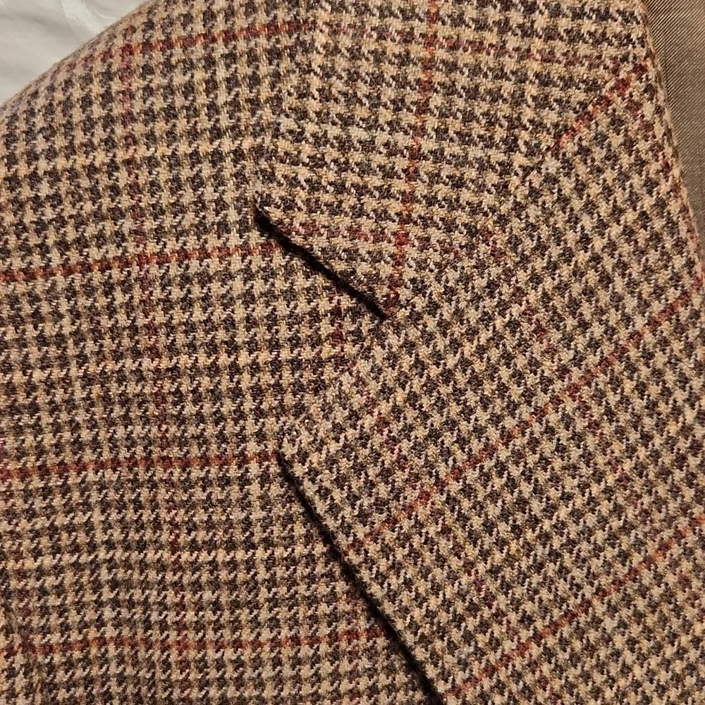 Luciano Barbera wool and made  in Italy Houndstooth single breasted blazer 44R